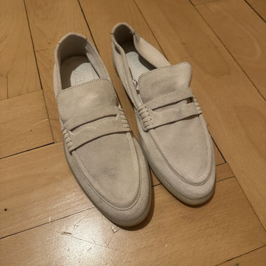 Zara Off White Suede loafers - 39