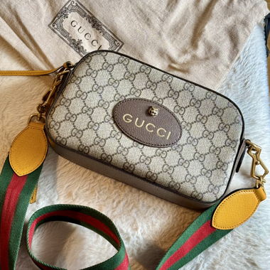 Borsa camera Gucci GG Supreme - NEO MESSENGER