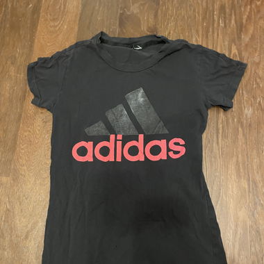 T-shirt Adidas