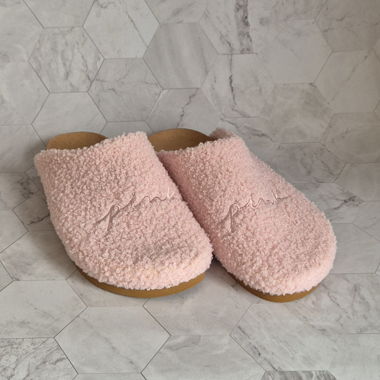 Slippers / House Shoes Size 36-37