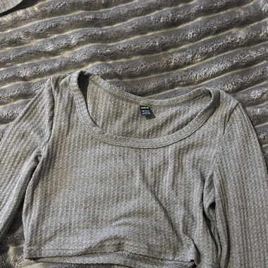 Haut gris transparent 