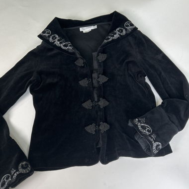 Giacca in velluto nero ricamata