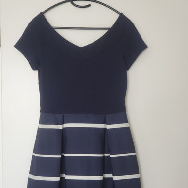 Dunkelblaues Kleid von Anna Field (Gr. M)
