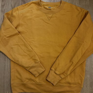 Uniqlo Sweatshirt
