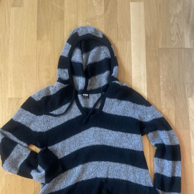 Pulli gestreift