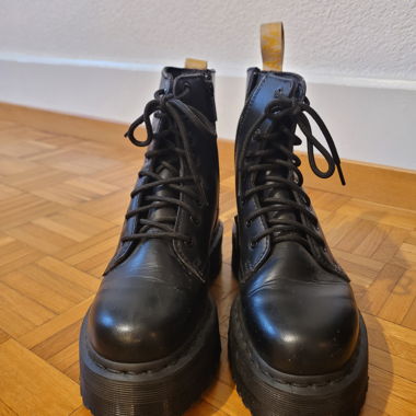 Dr. Martens Jadon Mono II stivali neri
