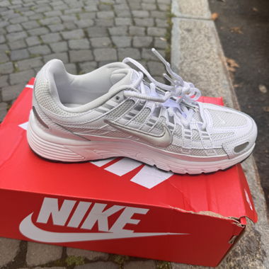 Sneakers Nike bianche