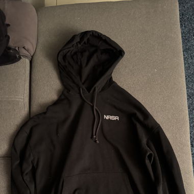 Schwarzer hoodie 