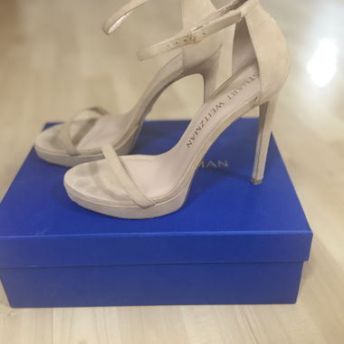 Stuart Weitzman Taglia 39