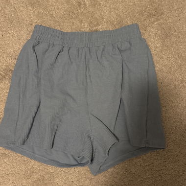 Blaue kurze Stoffshorts