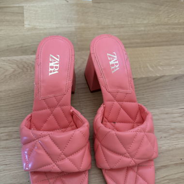 Pink Zara Sandal’s size 37