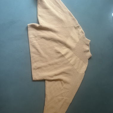 Beige sweatshirt
