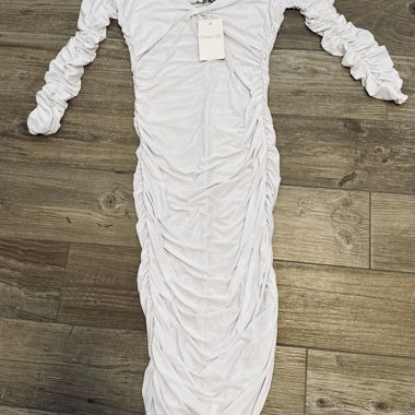 Robe à manches longues blanche froncée FEMME LUXE