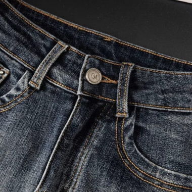 Blaue Denim-Shorts
