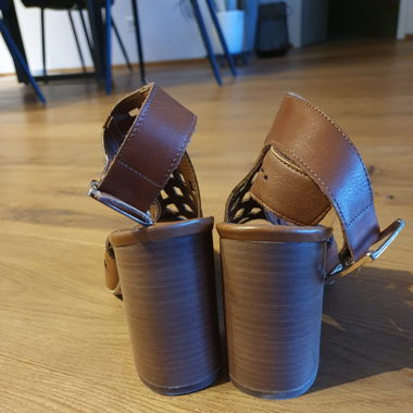 Absatzschuhe braun 