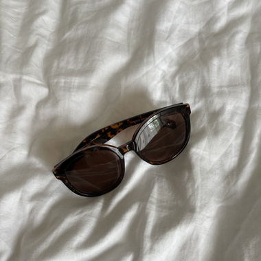Sunglasses leo print