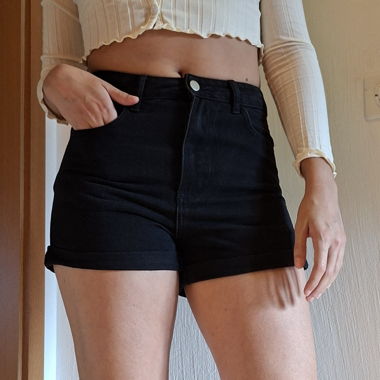 Short en jean noir