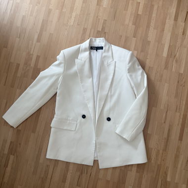 Zara White Blazer