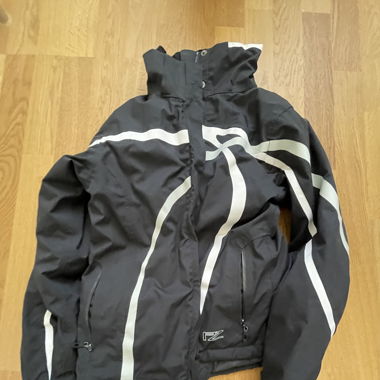 Skijacke schwarz