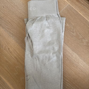 Grey Teveo Leggings