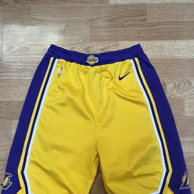 Short Lakers 