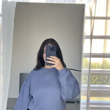 Blauer/Violetter Pullover 