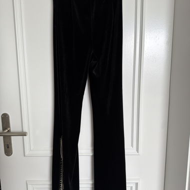 Pantaloni neri con strass