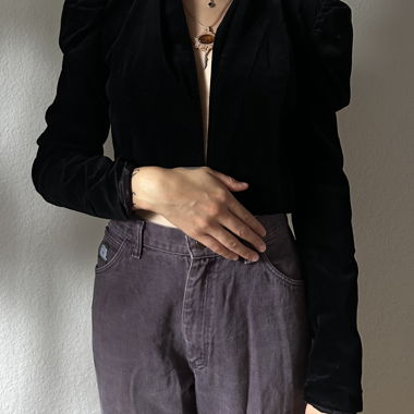 Black croped blazer
