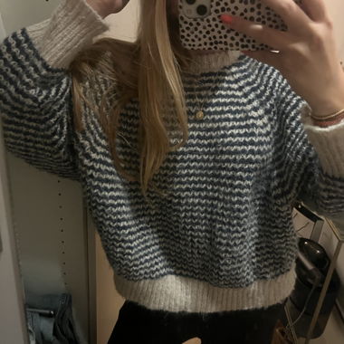 Gestreifter Pullover 