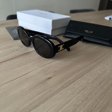 Lunettes de soleil Celine noires