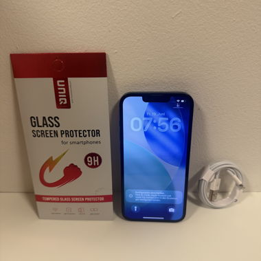 IPhone 13 128GB Schwarz mit Garantie & Zubehör