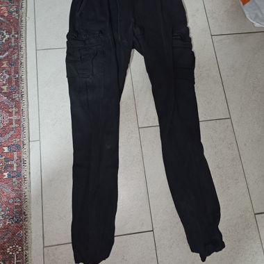Schwarze Cargo-TrainerHose