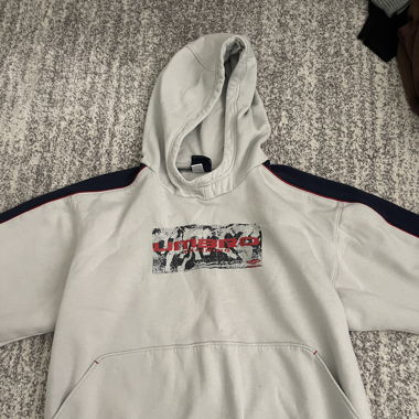Umbro Hoodie zu verkaufen