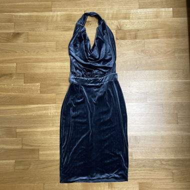 Blue Backless Neckholder Velvet Dress