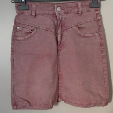 Jupe en jean rose Bershka