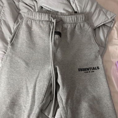 Joggers Essentials grigi