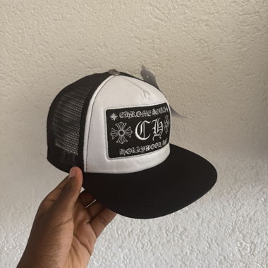 Cappellino Chrome Hearts