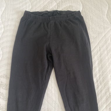 black sweatpants