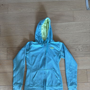 The north face jacket/sweatshirt hoodie