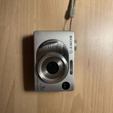 Sony Cyber-shot DSC-W1