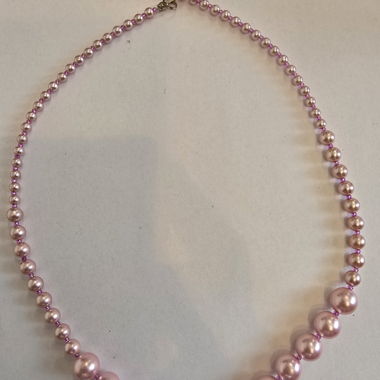 Collana di perle rosa