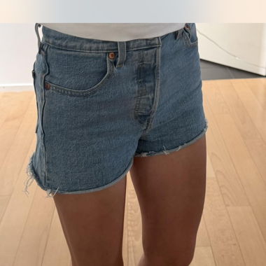 Levi's Shorts Size 26