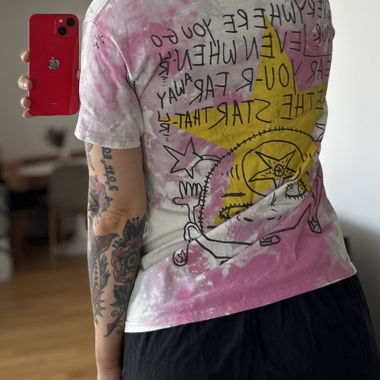 T-Shirt from small brand, NYC „snow milk“
