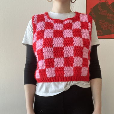 gehäkelte Weste pink/rot