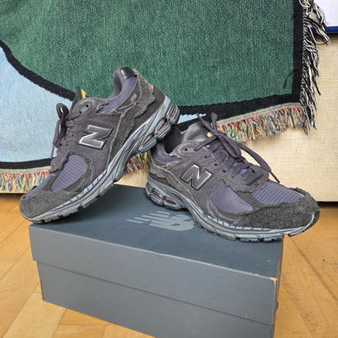 New Balance 2002 Protection Pack