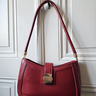 Borsa baguette rossa con manico corto