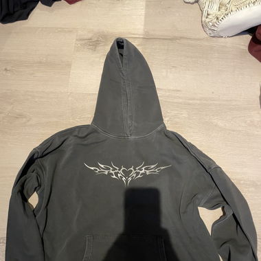 skaterhoodie grau
