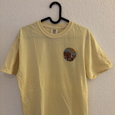 Butter yellow cotton T