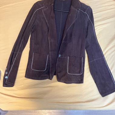 Brauner Damenblazer aus Wildleder von Gimo's