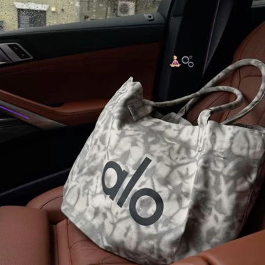 Alo - Tie Dye Shopper Tote